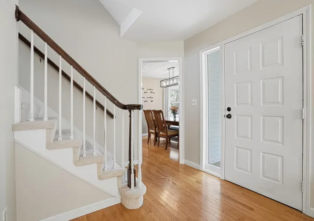 Homes for sale in Upton, MA | 1 South St, Upton, MA 01568 | MLS# 73500985