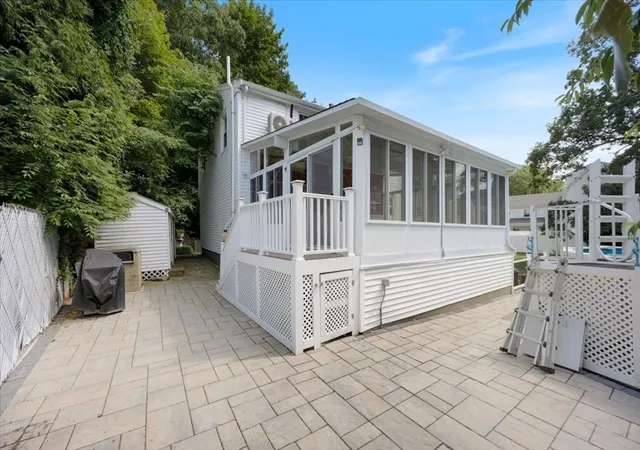 3rd image of 17 Saint Denis Ave, Medford, MA 02155 | MLS# 73564898