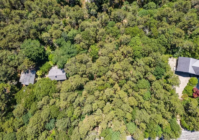 2nd image of 23 Quail Ridge Rd, Truro, MA 02666 | MLS# 73561599