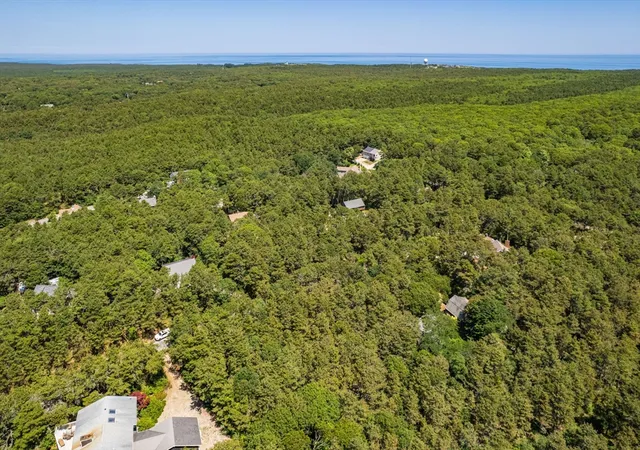 5th image of 23 Quail Ridge Rd, Truro, MA 02666 | MLS# 73561599