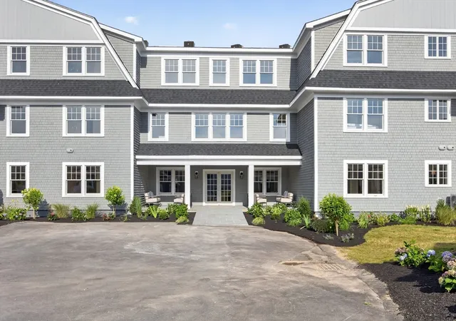 2nd image of 533 Woods Hole Rd #E104, Woods Hole, MA 02543 | MLS# 73560815
