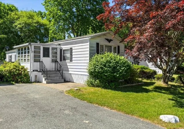 1st image of 33 Thayer, Taunton, MA 02780 | MLS# 73535751