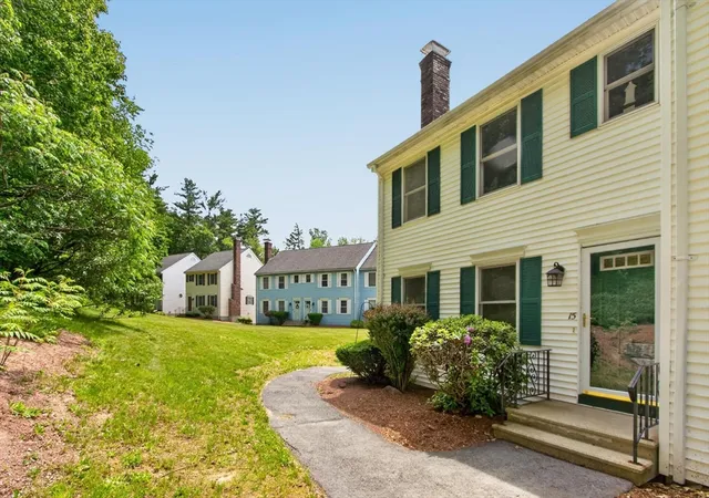 Homes for sale in Gardner, MA | 15 Century Wy, Gardner, MA 01440