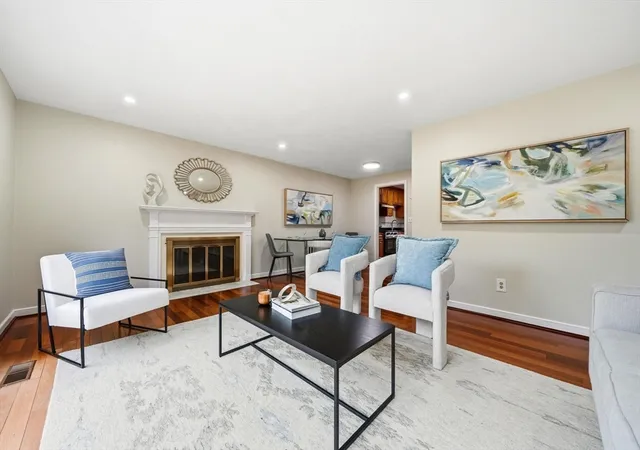 Homes for sale in Lexington, MA | 13 Seaborn Pl, Lexington, MA 02420