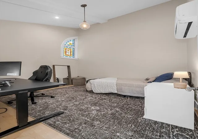 41st image of 142 Main St #4, Amesbury, MA 01913 | MLS# 73556351