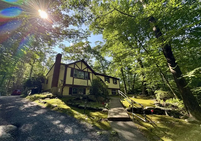 Homes for sale in Northbridge, MA | 865 Providence Rd, Northbridge, MA 01588 | MLS# 73544081