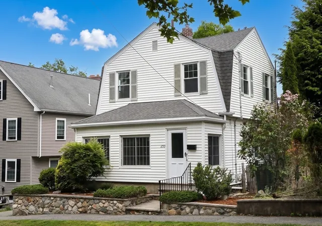 Homes for sale in Arlington, MA | 233 Florence Ave, Arlington, MA 02476 | MLS# 73533793