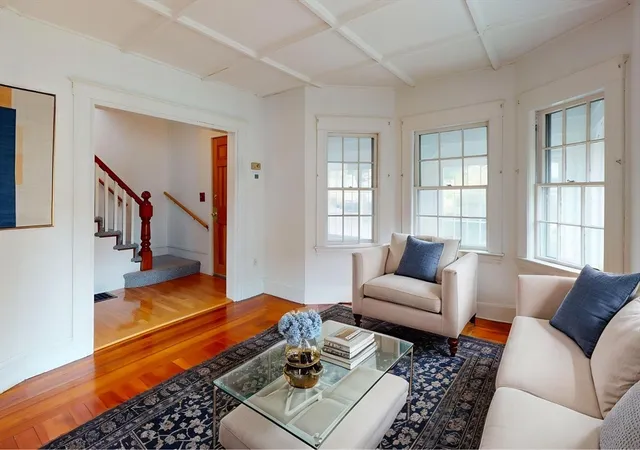 5th image of 233 Florence Ave, Arlington, MA 02476 | MLS# 73533793