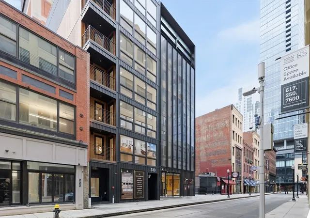 3rd image of 230 Friend St, Boston, MA 02114