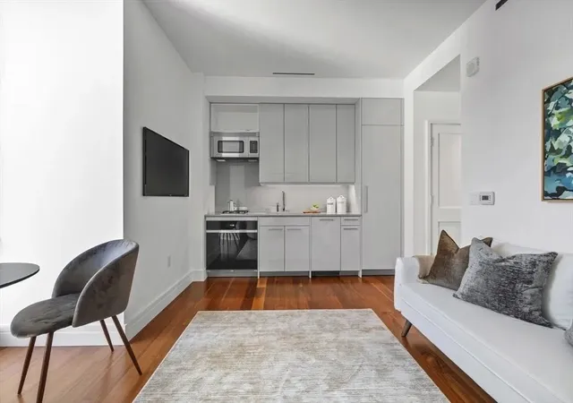 Photo 4 of Condo for sale at 1 Dalton St #2401, Boston, MA 02115 | MLS# 73564934 | Listing updated on 2026-08-22