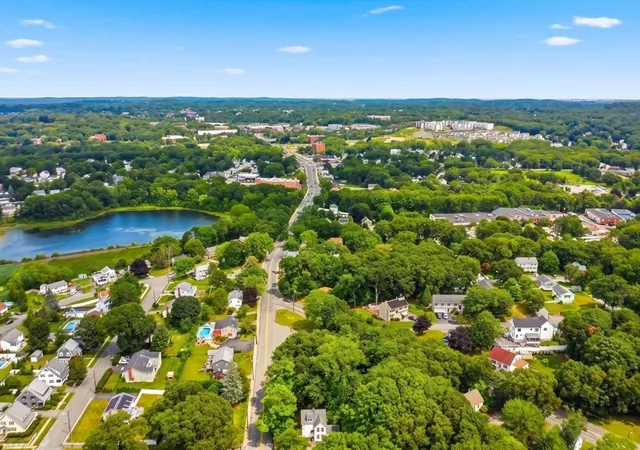 4th image of 219 Montvale, Woburn, MA 01801 | MLS# 73566928