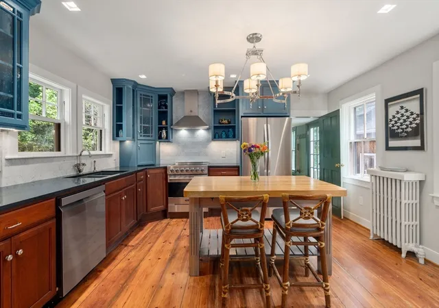 Photo 4 of Sale Pending at 25 Farm Rd, Sherborn, MA 01770 | MLS# 73565083 | Listing updated on 2026-08-31