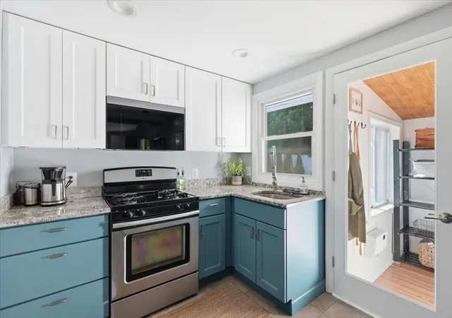 Homes for sale in Rockland, MA | 72 Josh Gray Rd, Rockland, MA 02370 | MLS# 73533164