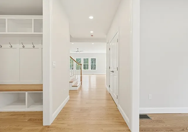 Photo 4 of Single family home for sale at 889 Maple St, Mansfield, MA 02048 | MLS# 73511579 | Listing updated on 2026-08-27