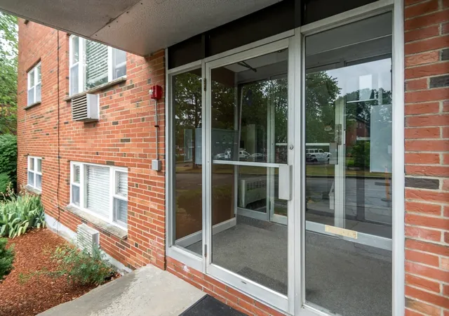 1st image of 1105 Lexington St #4-1, Waltham, MA 02452 | MLS# 73546330