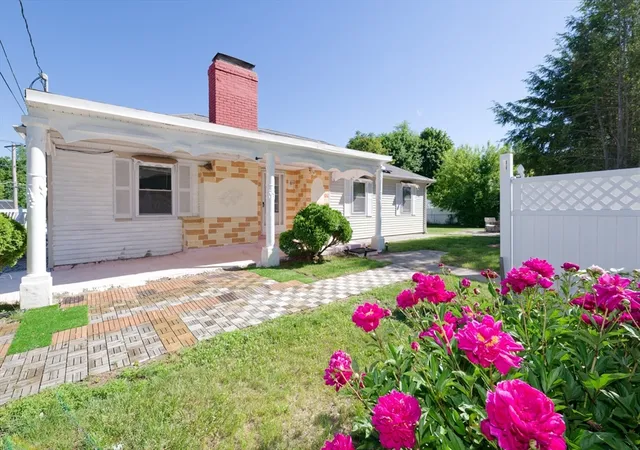 Homes for sale in Auburn, MA | 1 Rockland Road Ct, Auburn, MA 01501 | MLS# 73530441
