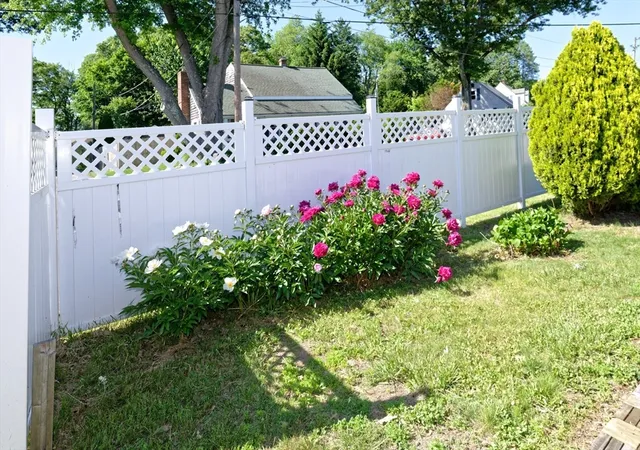 Homes for sale in Auburn, MA | 1 Rockland Road Ct, Auburn, MA 01501 | MLS# 73530441
