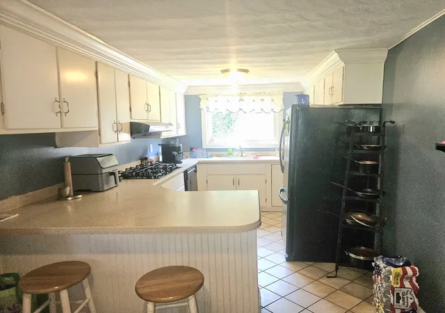Photo 5 of Single family home for sale at 114 Pearl St, South Dartmouth, MA 02748 | MLS# 73553461 | Listing updated on 2026-09-04