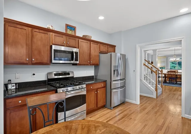 Photo 4 of Single family home for sale at 6 Autumn Glen, Plymouth, MA 02360 | MLS# 73561911 | Listing updated on 2026-10-08