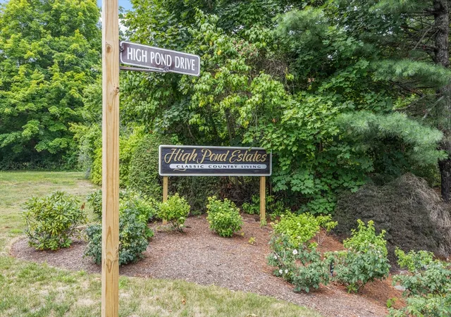 39th image of 12 Trailwood Dr, Bridgewater, MA 02324 | MLS# 73567143
