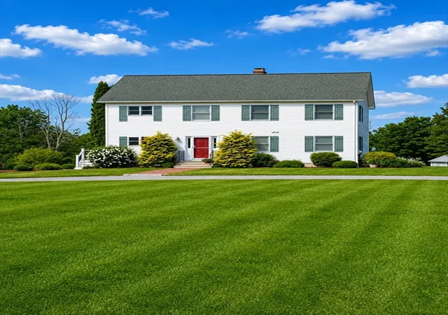 Photo 3 of Sale Pending at 60 Osgood Rd, Sterling, MA 01564 | MLS# 73569017 | Listing updated on 2026-09-10