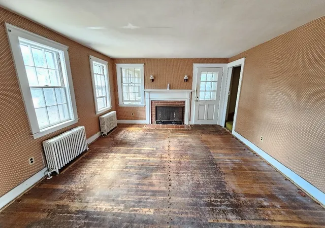 Photo 3 of Single family home for sale at 204 Great Rd, Maynard, MA 01754 | MLS# 73560991 | Listing updated on 2026-08-12