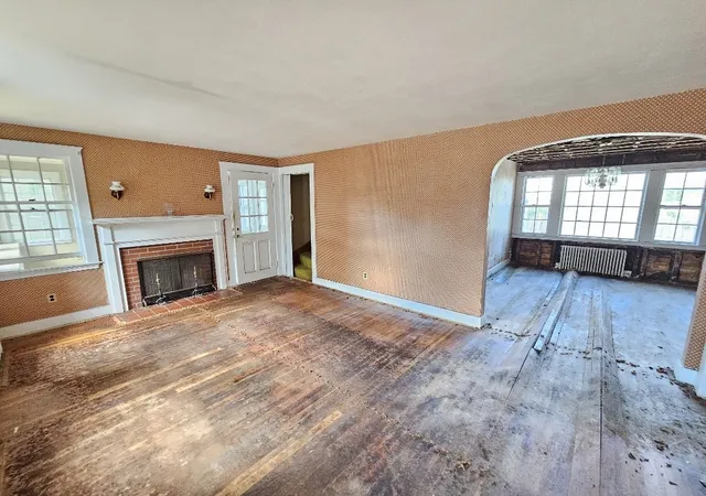 Photo 4 of Single family home for sale at 204 Great Rd, Maynard, MA 01754 | MLS# 73560991 | Listing updated on 2026-08-12