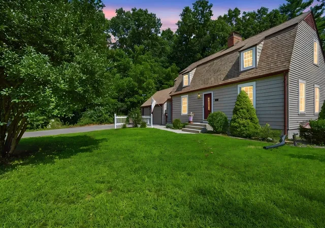 Photo 3 of Single family home for sale at 75 Tioga St, Springfield, MA 01128 | MLS# 73562928 | Listing updated on 2026-10-06