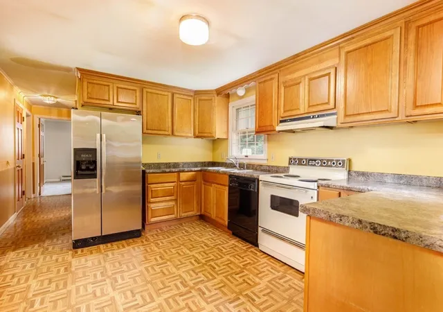 Photo 2 of Sale Pending at 189 Sherbert Rd, Ashburnham, MA 01430 | MLS# 73553190 | Listing updated on 2026-09-07
