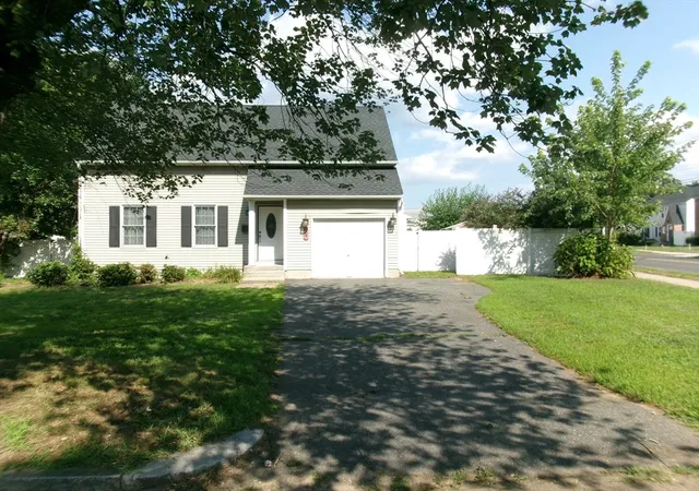 2nd image of 71 Eddywood St, Springfield, MA 01118 | MLS# 73563643