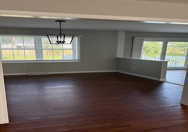 5th image of 71 Eddywood St, Springfield, MA 01118 | MLS# 73563643