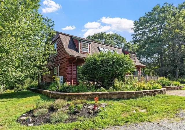 Photo 3 of Single family home for sale at 152 Ellis Rd, Westminster, MA 01473 | MLS# 73561719 | Listing updated on 2026-09-14