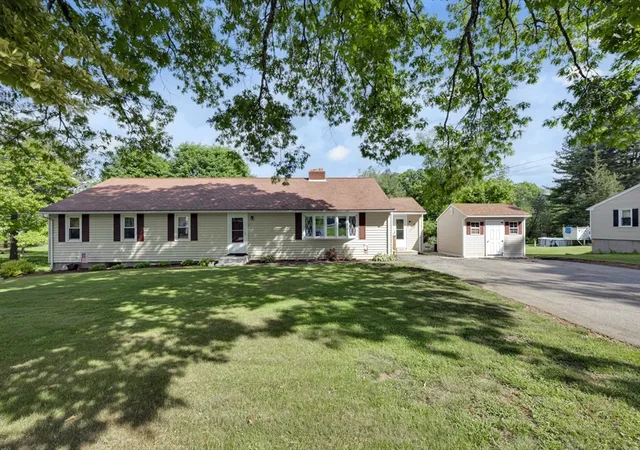 Homes for sale in Grafton, MA | 7 Follette St, Grafton, MA 01519 | MLS# 73528868