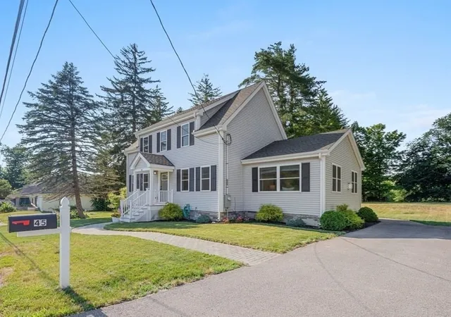 Homes for sale in Southborough, MA | 45 Highland Street, Southborough, MA 01772 | MLS# 73547957