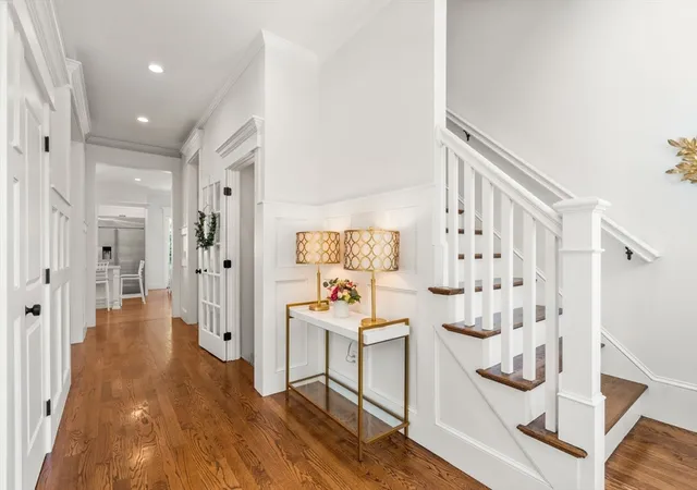 5th image of 33 Hickory Rd, Wellesley, MA 02482 | MLS# 73529342
