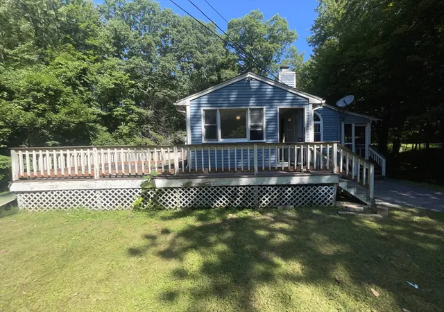 1st image of 249 Granite St, Leominster, MA 01453 | MLS# 73565924
