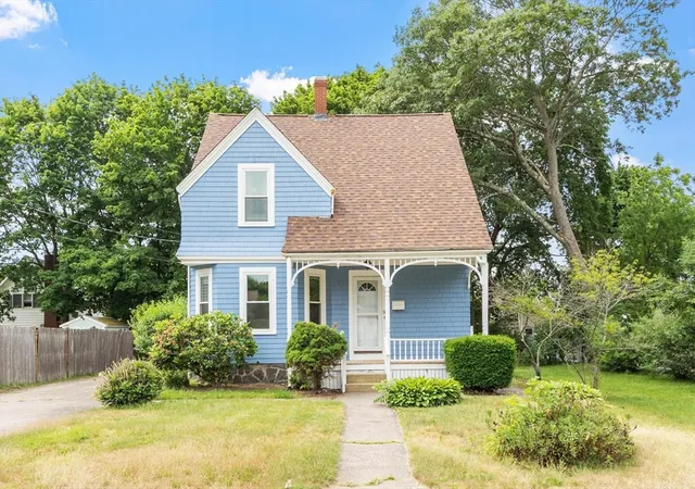 Homes for sale in Whitman, MA | 38 Carleton St, Whitman, MA 02382 | MLS# 73538831