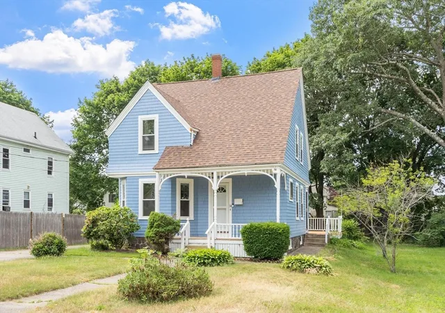 Homes for sale in Whitman, MA | 38 Carleton St, Whitman, MA 02382 | MLS# 73538831