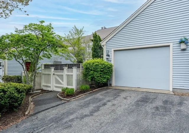 Homes for sale in Yarmouth, MA | 132 Kates Path #132, Yarmouth, MA 02675 | MLS# 73520297