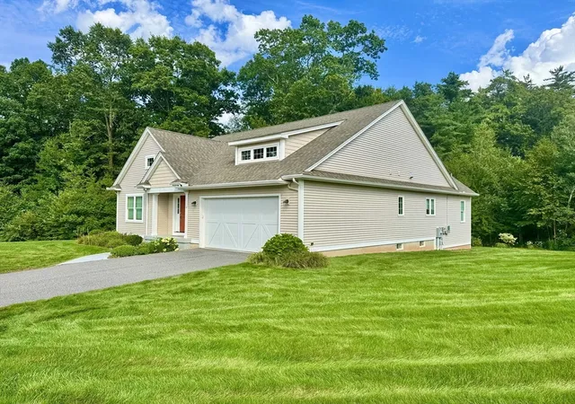 Photo 3 of Sale Pending at 12 Copley Cir #12, Enfield, CT 06082 | MLS# 73563615 | Listing updated on 2026-09-03