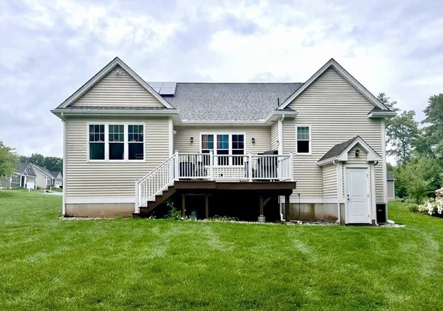 Photo 3 of Sale Pending at 12 Copley Cir #12, Enfield, CT 06082 | MLS# 73563615 | Listing updated on 2026-09-03
