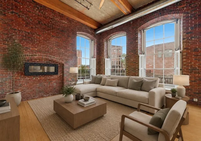 3rd image of 30 Market St #1, Lowell, MA 01852 | MLS# 73559388