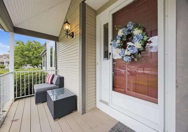 Homes for sale in Rockland, MA | 77 Willow Pond Dr #77, Rockland, MA 02370 | MLS# 73549148