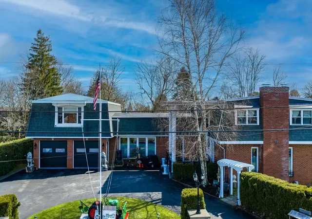 3rd image of 6 Middlefield Pl, Acushnet, MA 02743 | MLS# 73496949