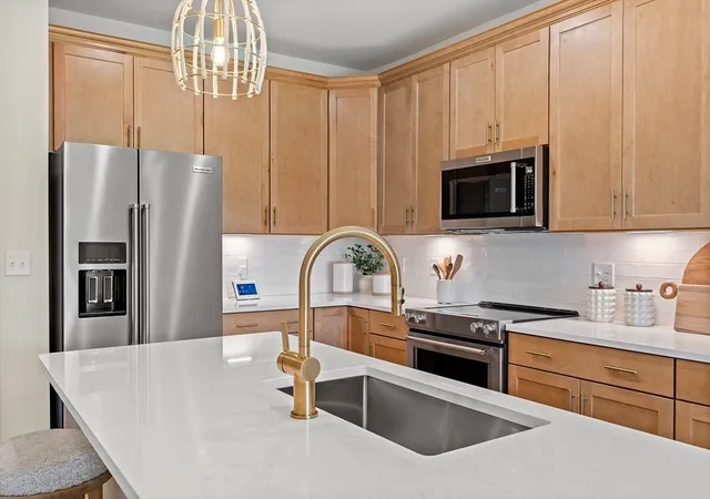 2nd image of 399 Neponset #402, Canton, MA 02021 | MLS# 73560709