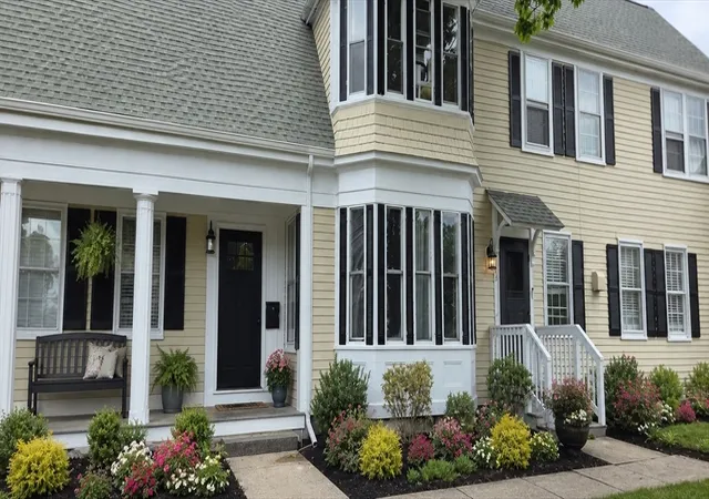 Homes for sale in Rockland, MA | 83 Union St, Rockland, MA 02370 | MLS# 73533101
