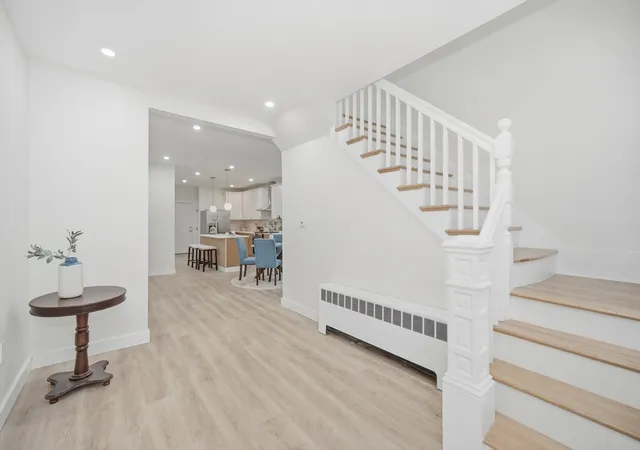 4th image of 582 Main St, Leominster, MA 01453 | MLS# 73546801