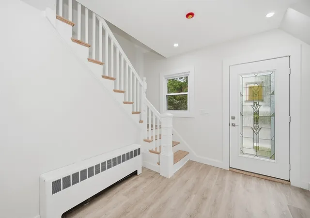 5th image of 582 Main St, Leominster, MA 01453 | MLS# 73546801