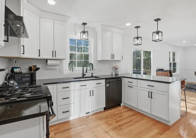 Homes for sale in Rutland, MA | 155 Turkey Hill Rd, Rutland, MA 01543 | MLS# 73509024