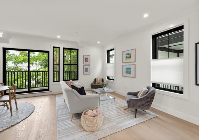 3rd image of 228 Washington Street #4, Brighton, MA 02135 | MLS# 73556087